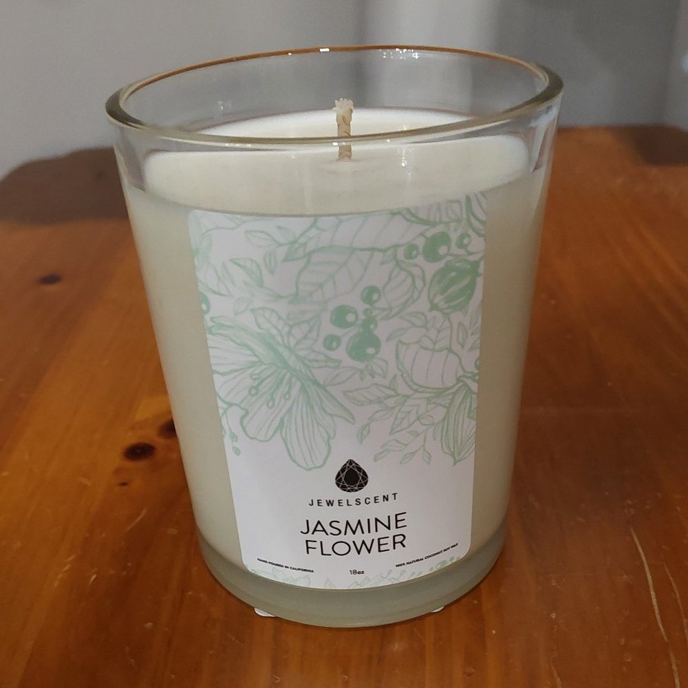 Jewel Scent 18 oz Jasmine Flower Candle with Surprise Ring Size 6